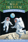 MIDNIGHT ON THE MOON SERIES MAGIC TREE HOUSE 8