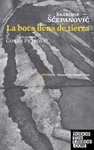 LA BOCA LLENA DE TIERRA